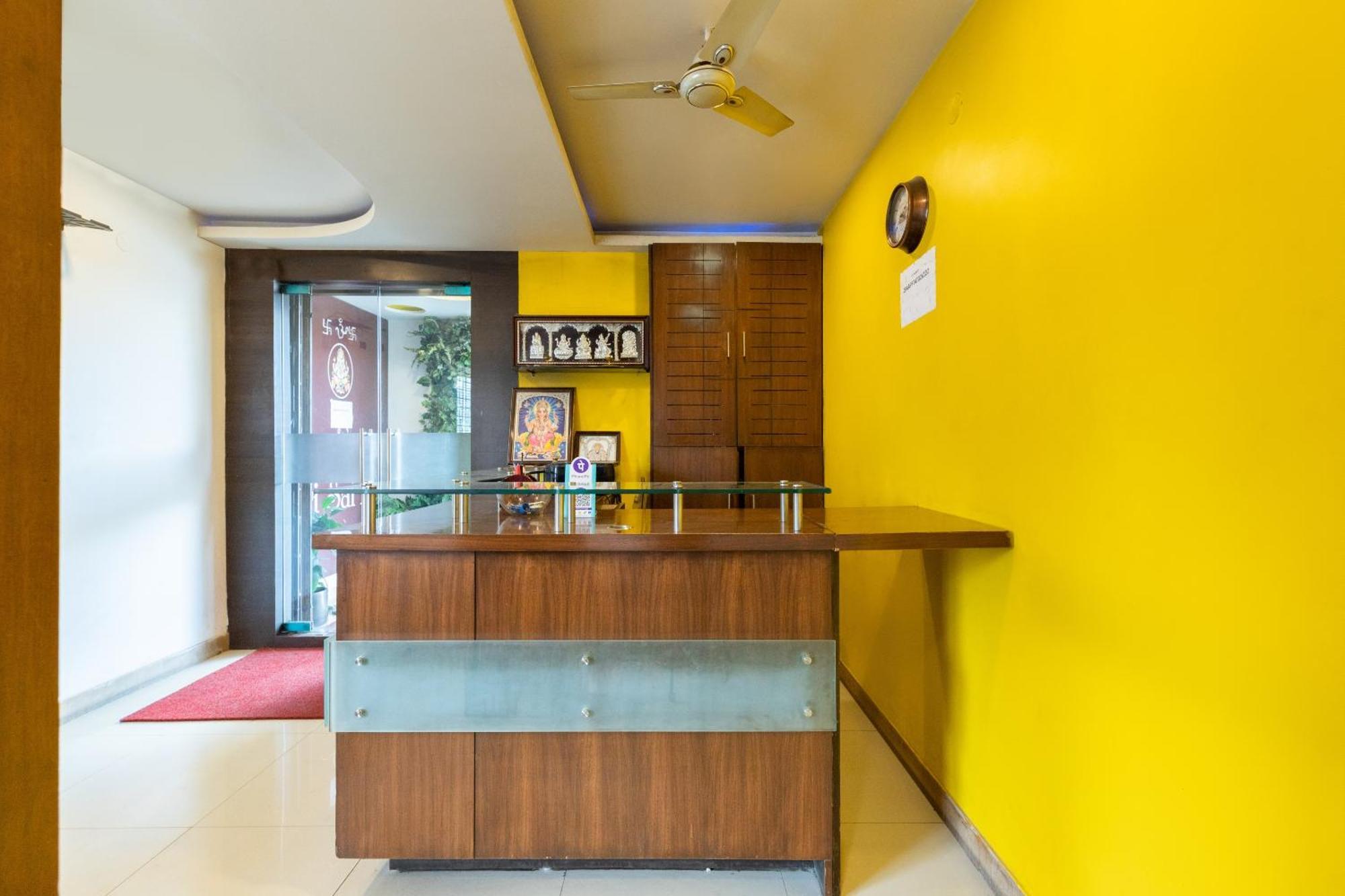 71863 The Red Velvet Opposite Novel Office Marathahalli Bridge. Bangalore Eksteriør billede